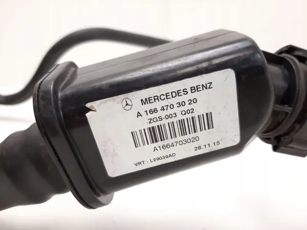 Tanque AdBlue Mercedes-Benz OEM A1664703020 - Usado image 8