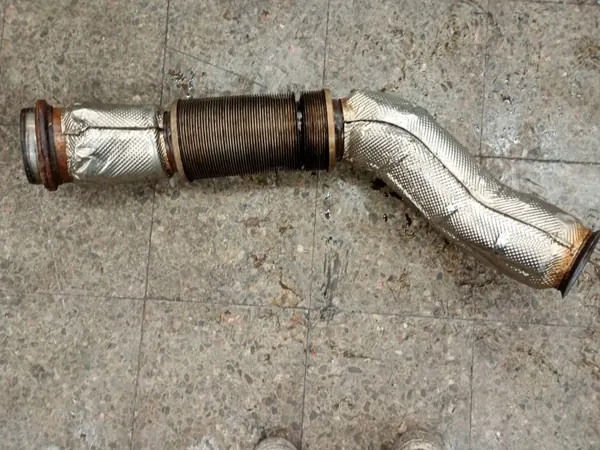 OEM A9614902450 Avgasrör för Mercedes Actros MP5 image 2