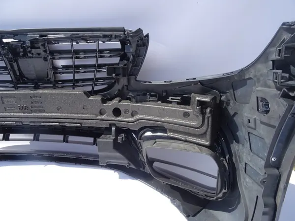 Parachoques delantero Mercedes S-Class W222 63 AMG image 6