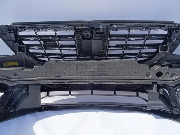 Parachoques delantero Mercedes S-Class W222 63 AMG image 7