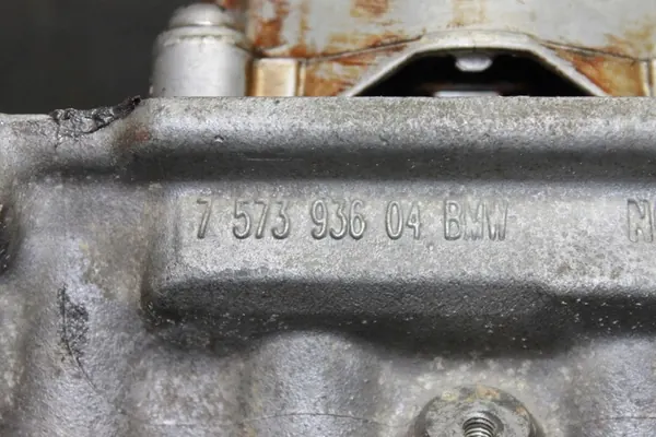 BMW F01 F07 F10 F12 5.0i N63B44A Cabeza de Cilindro Derecha 1-4 image 8