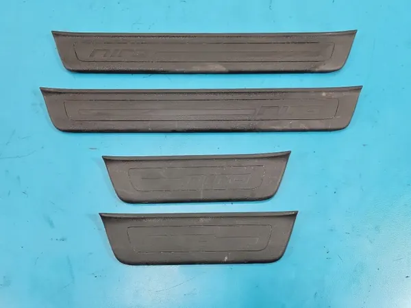 Set 4x Karosslist Kia Niro I OEM 85887-G5000 image 2