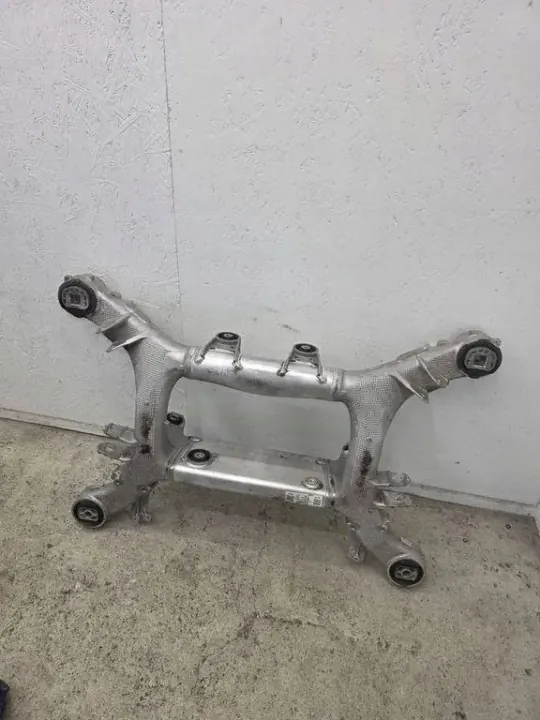 Muelles traseros BMW X7 G07 OEM 6894149 - Usado image 2