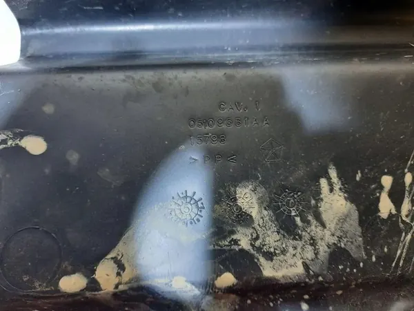 Capa de roda sobressalente VW ROUTAN 2008 4.0L gasolina OEM 05109531AA image 2