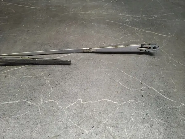Mercedes W116 voorruitenwisserarm OEM ramie wyciearczek przod image 4