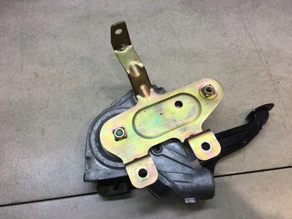 Handbremsenpedal Phaeton 3.2 V6 image 4