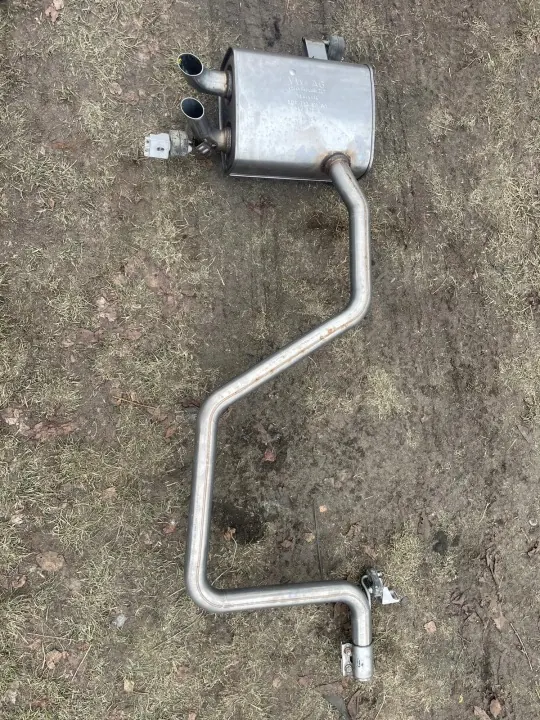 Audi Q3 F3 2024 Vaimennin OEM 83A253181D image 2