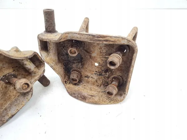 Toyota Hilux Hinterfeder OEM MAM56864 - Gebraucht image 5
