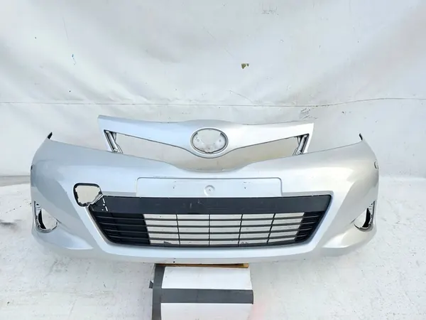 Paraurti anteriore Toyota Yaris III 2011-2014 PDC image 2