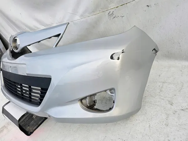 Paraurti anteriore Toyota Yaris III 2011-2014 PDC image 3