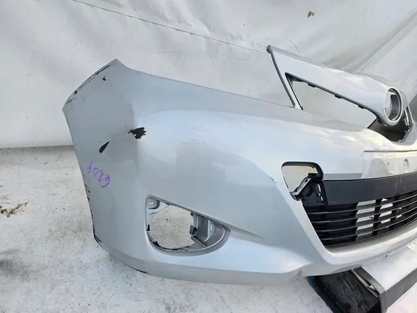 Paraurti anteriore Toyota Yaris III 2011-2014 PDC image 5