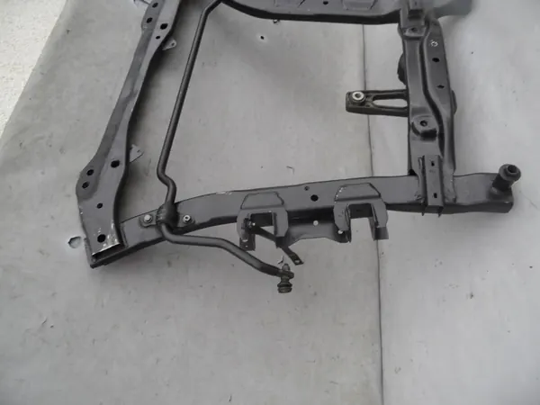 Berceau Moteur Avant Dacia Duster I OEM 544152124R image 3