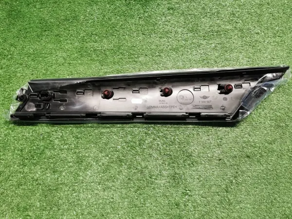 OEM 7300007 Couvre-poteau avant gauche pour MINI Cooper image 3