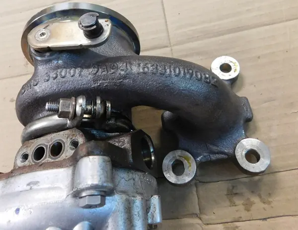 Turbo VW T-ROC 1.0 FSI 04C145703H image 6