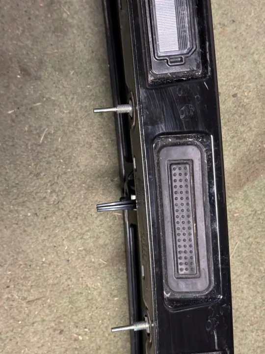 Fiat Qubo Lift achterklep trim OEM 735628023 image 4