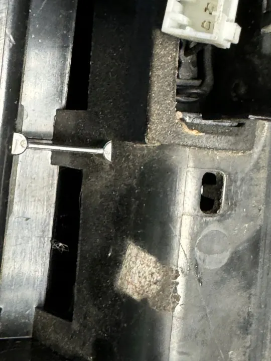 Fiat Qubo Lift achterklep trim OEM 735628023 image 5