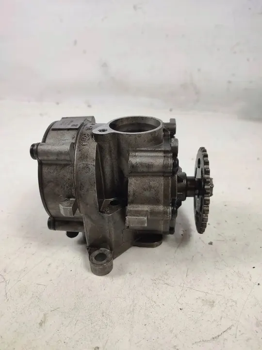 Bomba de aceite Audi 3.0 TDI CRT 059115103BC image 5