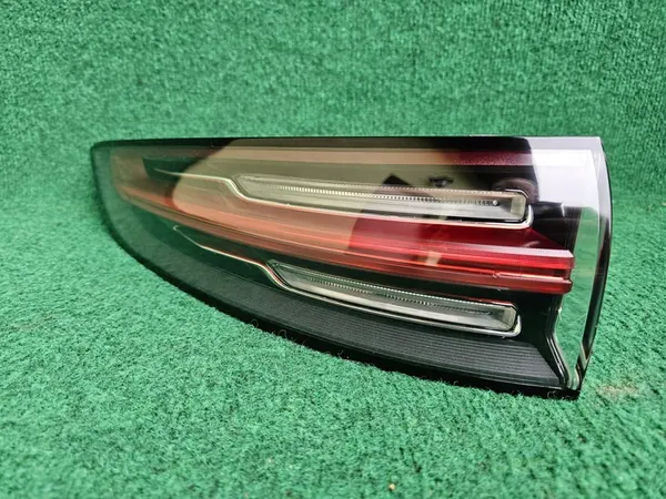 Porsche Cayenne Luz Trasera Izquierda 9Y0945095M image 2