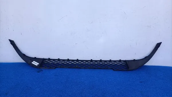 MERCEDES A-CLASS W176 Rejilla de Parachoques Delantero A1768850022 image 2