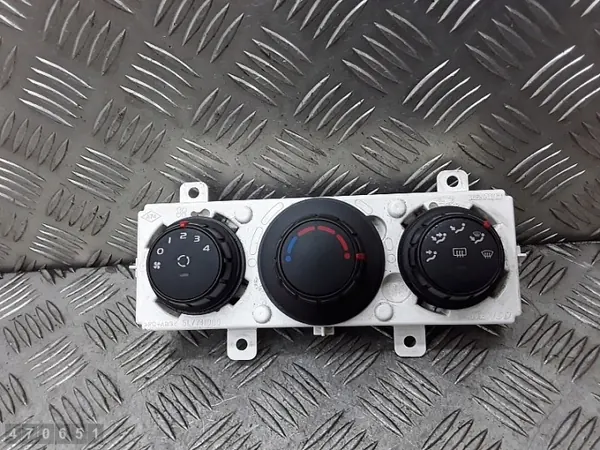 Module de contrôle climatisation Renault Master OEM 275700007r image 2