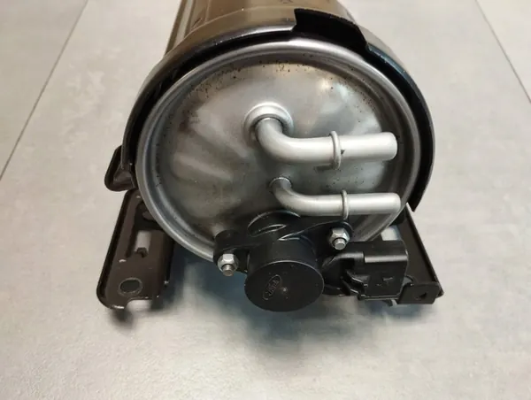 Volkswagen Amarok II 2023 Fuel Filter Housing MB3Q9B262AC image 2