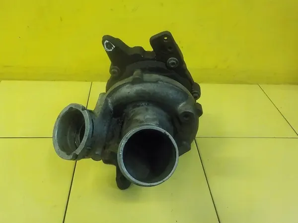 VW Touareg 2.5 TDI Turbo 070145701Q image 3