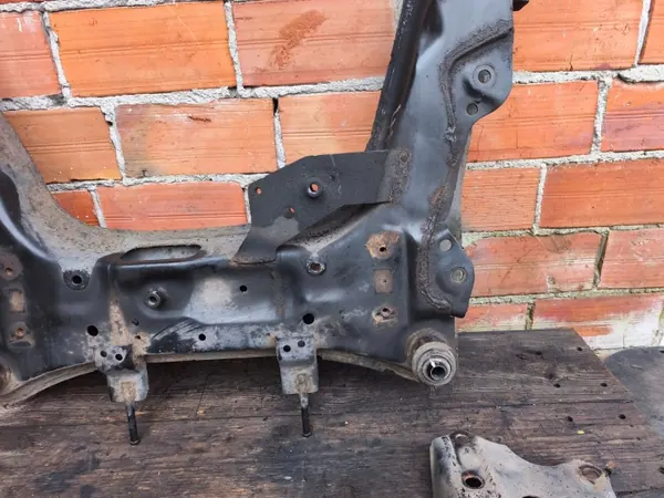 Nissan Juke Framvagn OEM Juke LIFT 2014r 1.5 dci image 4