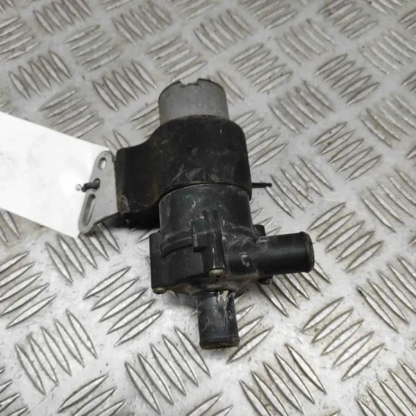 Mercedes-Benz Waterpomp A0018351164 image 4