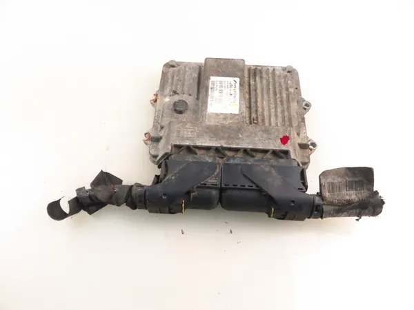 Contrôleur Moteur Fiat Grande Punto 1.3 D 51796242 image 8