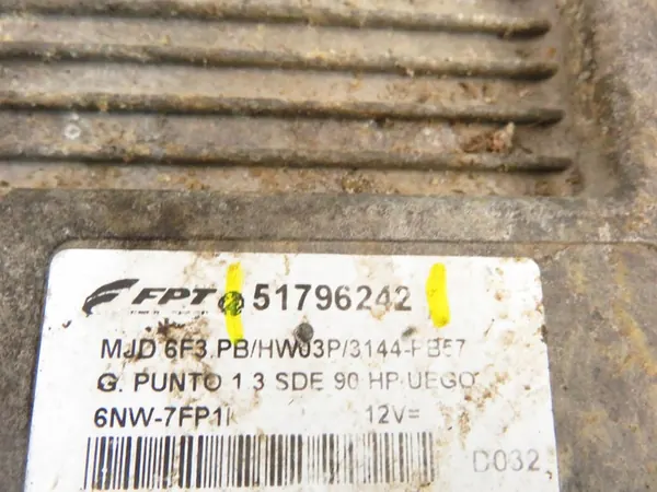 Contrôleur Moteur Fiat Grande Punto 1.3 D 51796242 image 9