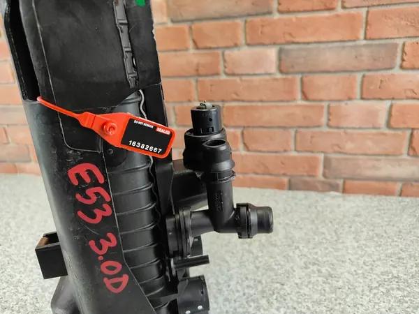 BMW X5 E53 LIFT Conjunto de Radiador de Agua M57 3.0D image 10