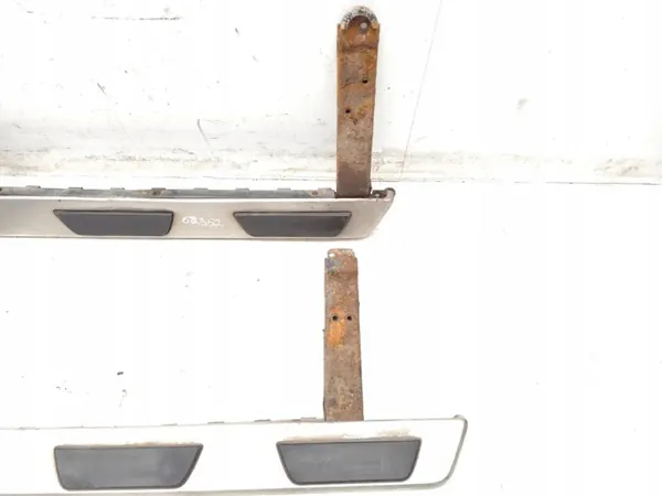 Audi Q7 Stabiliser Link Set Left Side 2008 SUV image 10