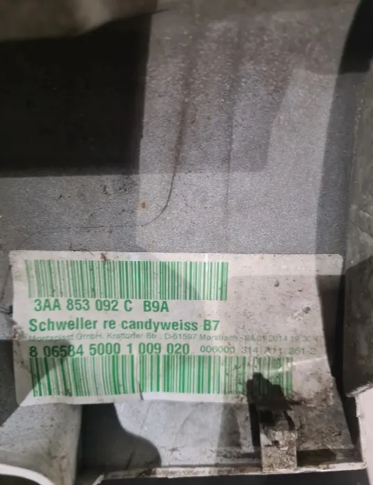 VW Passat B7 Right Side Sill 3AA853092C image 2