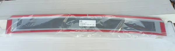 Bumperstrip OEM 2GM061195 voor T-Cross image 3