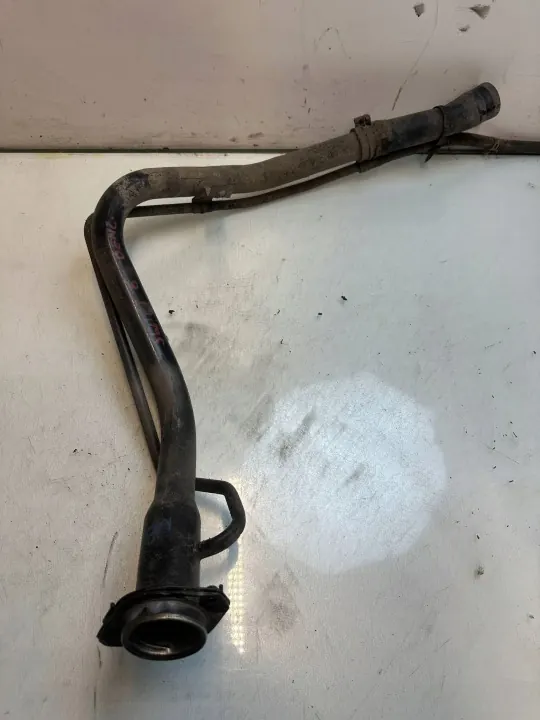 OEM 23451622 Bränslefyllningsrör för Suzuki Swift I 1.3 image 2