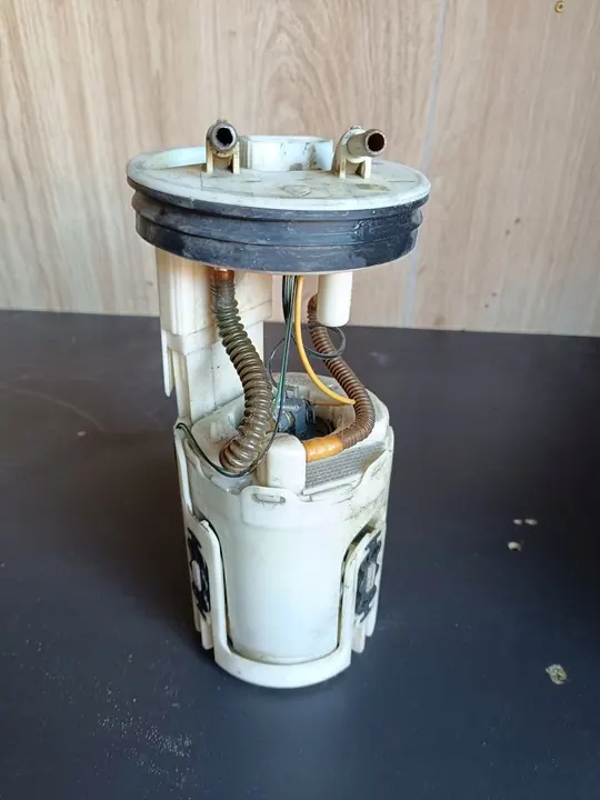 AUDI A6 C5 Kraftstoffpumpenschwimmer 4B0919051E image 2