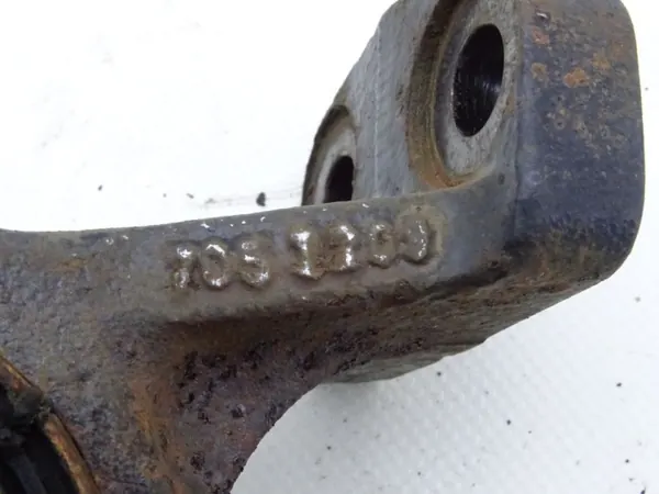 MAN L2000 LE 94-04 Ohjaamon tuki oikea taka - OEM image 3