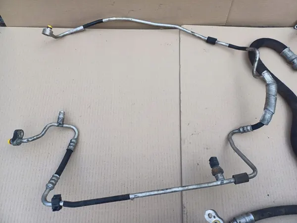 Ilmastointiputket 2.0 bensiini BMW 3 E91 OEM 6952992 image 2