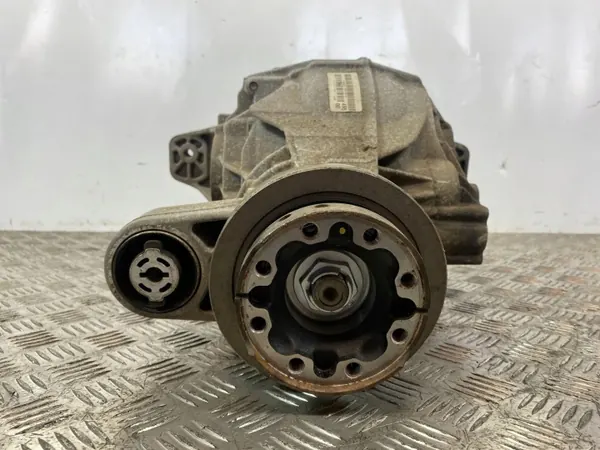 Jeep Bakaxel Differential OEM P68184737AB - Begagnad image 8