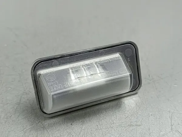 Feu de plaque Subaru OE FOB54953 - Occasion image 2