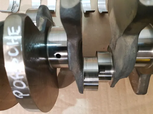 Paliers de vilebrequin Porsche OEM 946101AR - 54k km image 5