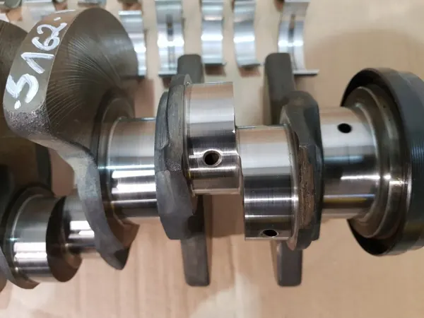Paliers de vilebrequin Porsche OEM 946101AR - 54k km image 6