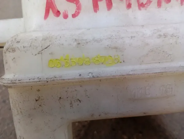 Begagnat bromsvätskebehållare OEM 03.3508-87081 image 3