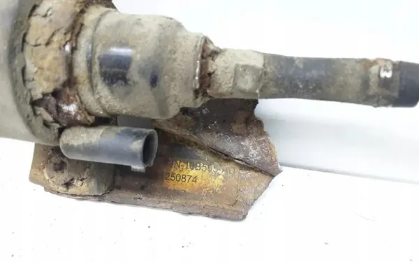 2013 Volvo V70 Webasto polttoainepumppu 31250874 image 3