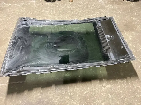 Citroen C4 Schiebedachglas OEM DOT249AS3M663 Gebraucht image 9