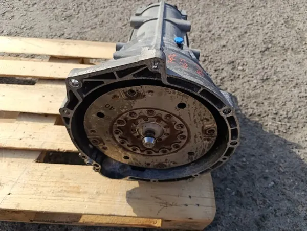 BMW 7616518 versnellingsbak voor F10 F11 2.0D N47 image 4