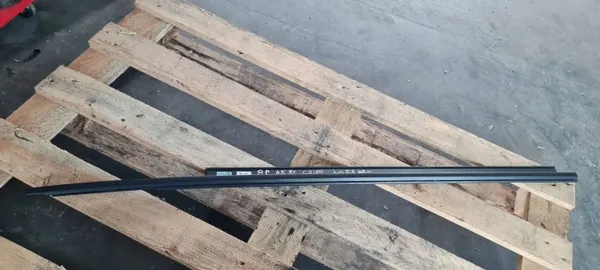 Joint de Porte Droit Audi A5/S5 8T OEM 8T0853284E image 2