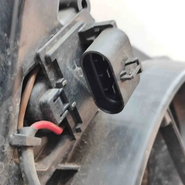 Conjunto de radiadores Opel Mokka 1.6L 2016 OEM 94560893 image 7