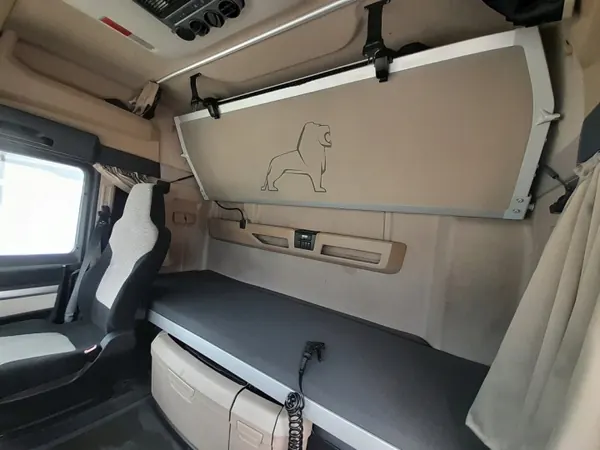 Cabine nue MAN OEM KABINA pour TGX EURO 6 2018 image 8