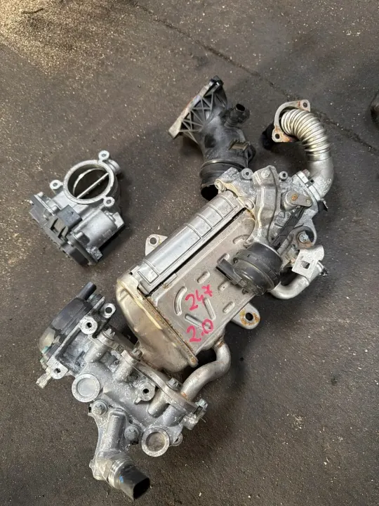 Refroidisseur EGR Mercedes OEM 654222 pour W247/W177 2.0 CDI image 2